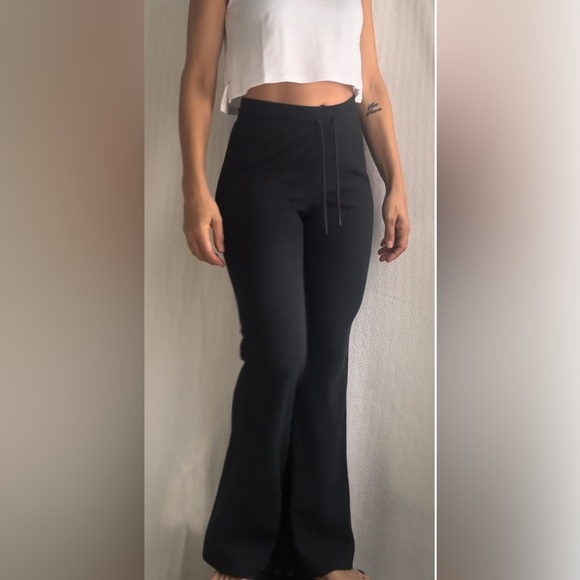 NWOT Aritzia Sunday Best - baby waffle pant - Picture 11 of 11